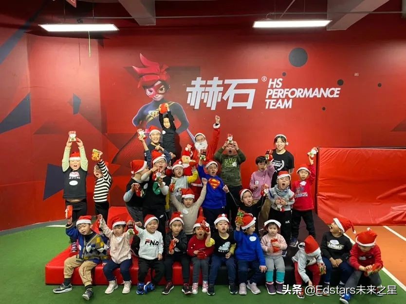 赫石郝萌萌：挣扎转型到政策利好，体育教育跌宕起伏的一年