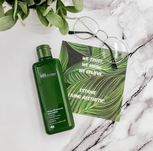 哪些爽肤水超补水适合油皮痘肌,什么爽肤水可以抗老