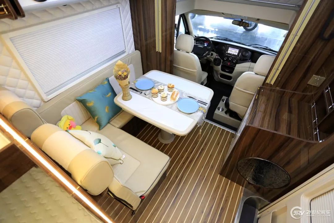不超过50万的越野房车,不到40万的豪华大型房车