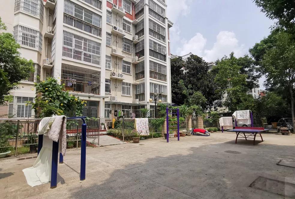 阜阳4大被物业拉胯的小区!房价只跌不涨,物业屡被吐槽