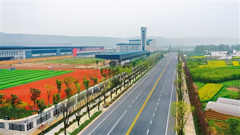 30个重点项目集中落地总投资175亿,844个市重点项目建设清单