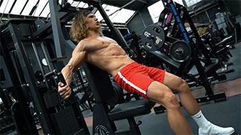 练胸肌是先练上胸还是下胸,5个动作打造饱满的胸肌