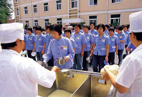国内女子监狱生活真实记录,女囚犯告诉你真实的监狱生活