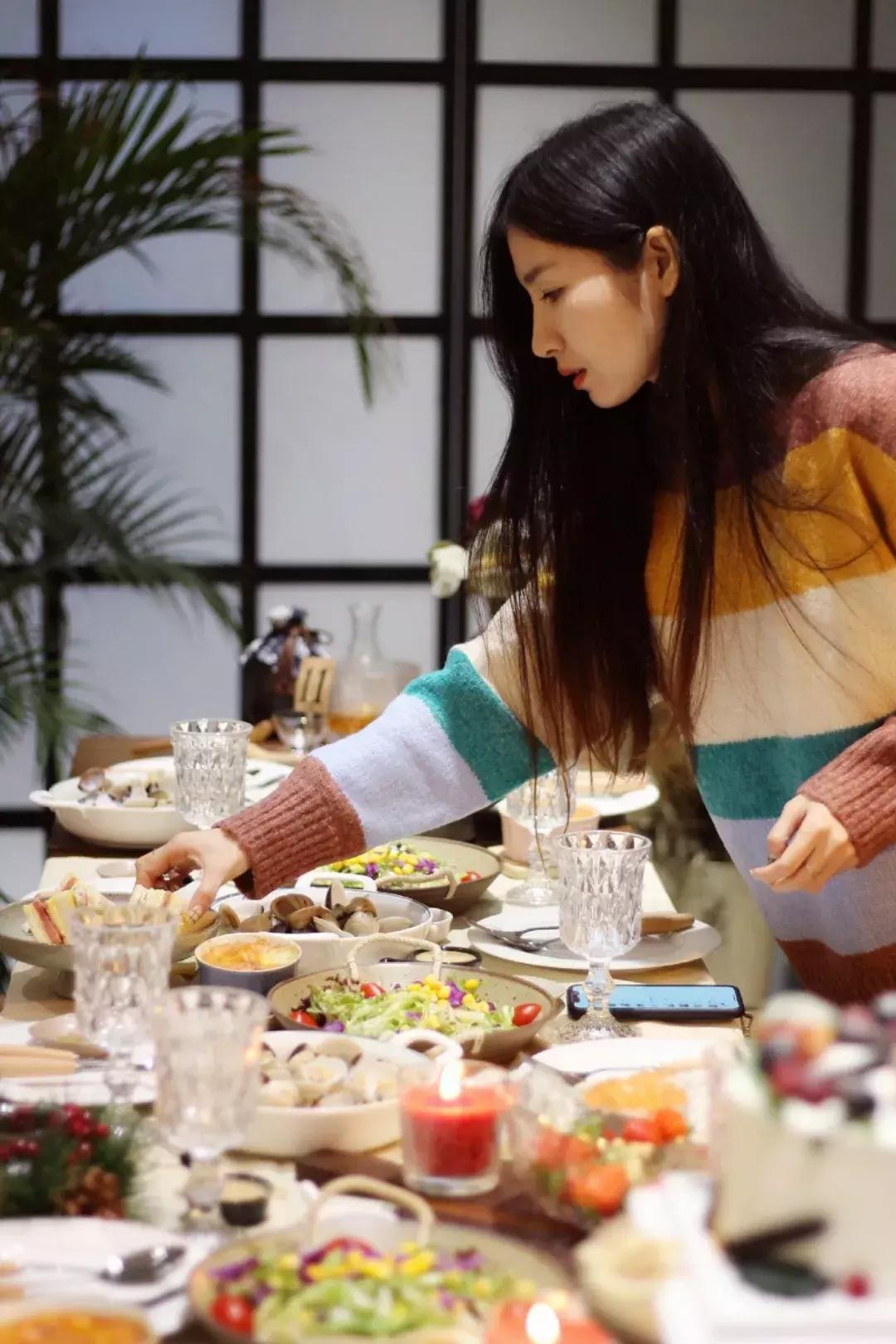 家具不要买太多极简生活,家具都是捡来的