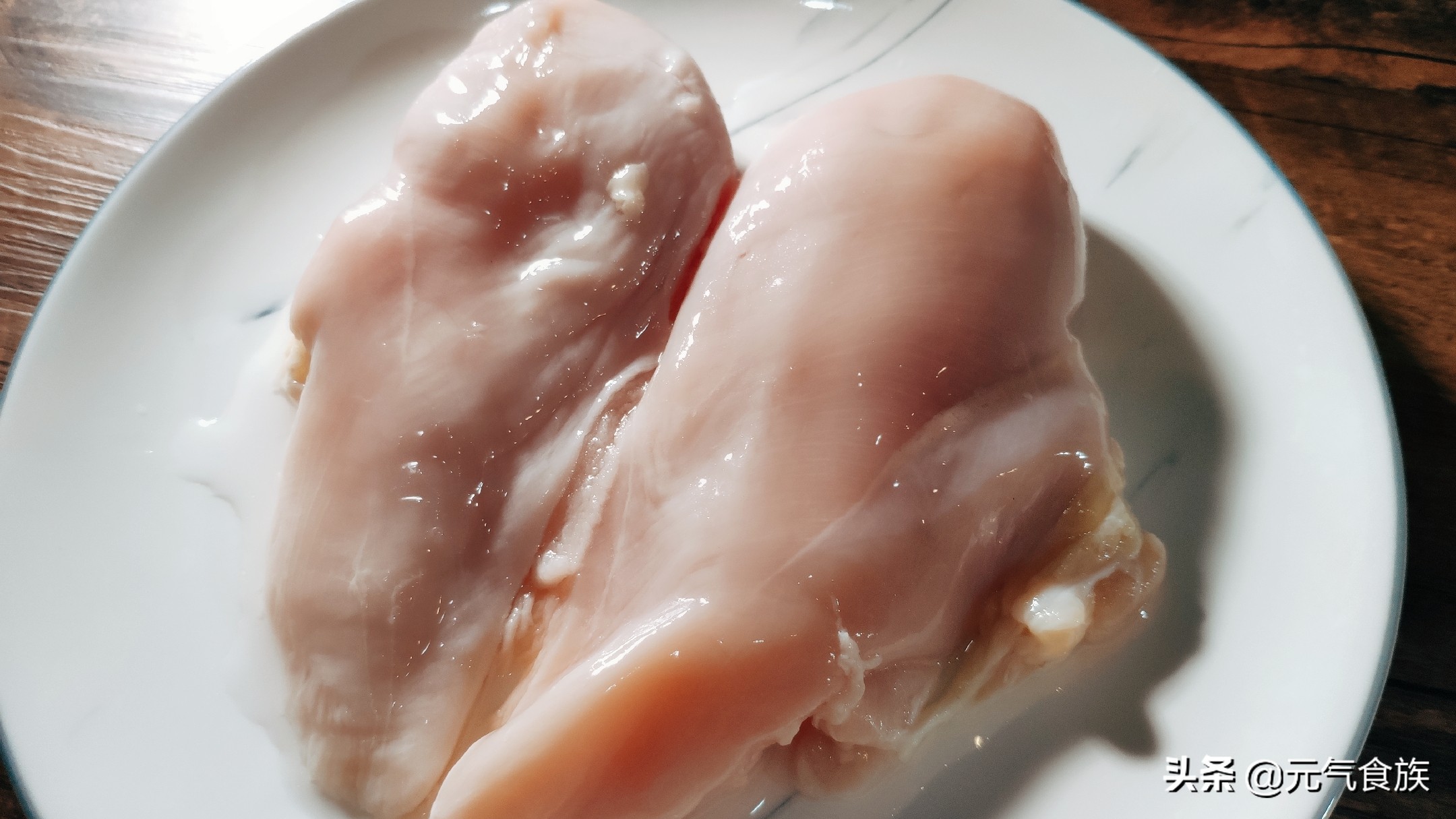 鸡肉一炒缩水,鸡肉太老怎么做咖喱鸡