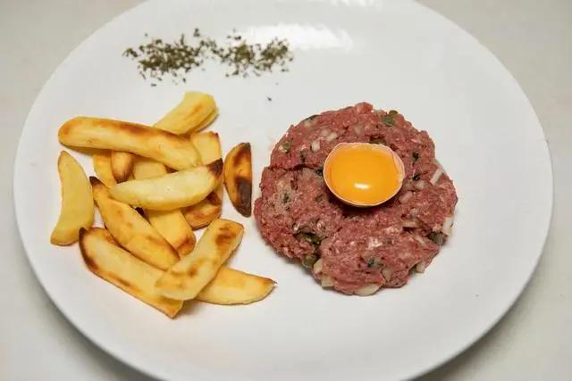 憨豆先生的大灾难被剪辑部分,憨豆先生鞑靼牛肉为什么难吃