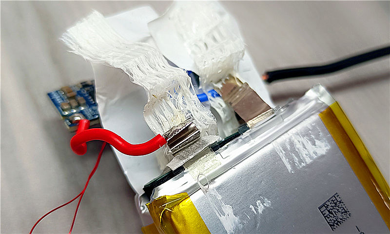 atl电芯手机电池,绿联双向快充移动电源测评