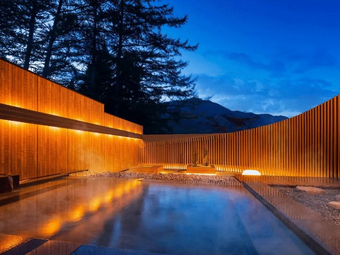 天下第一温泉在哪个省,世界第一水温泉