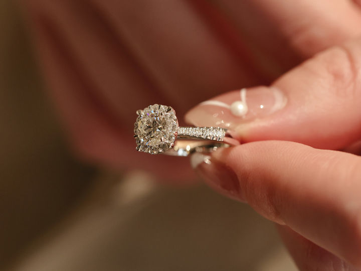 打造独特而美丽的钻戒,十大必买经典款钻戒