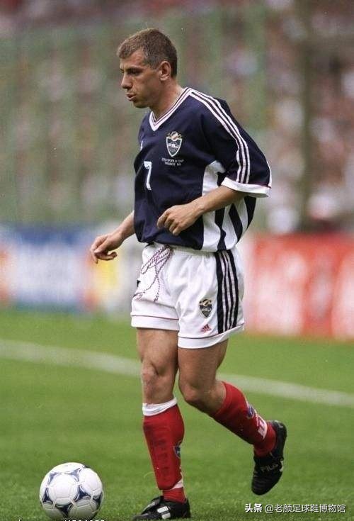 被足球做空的意大利品牌,却给了韩国人和安踏发财的机会