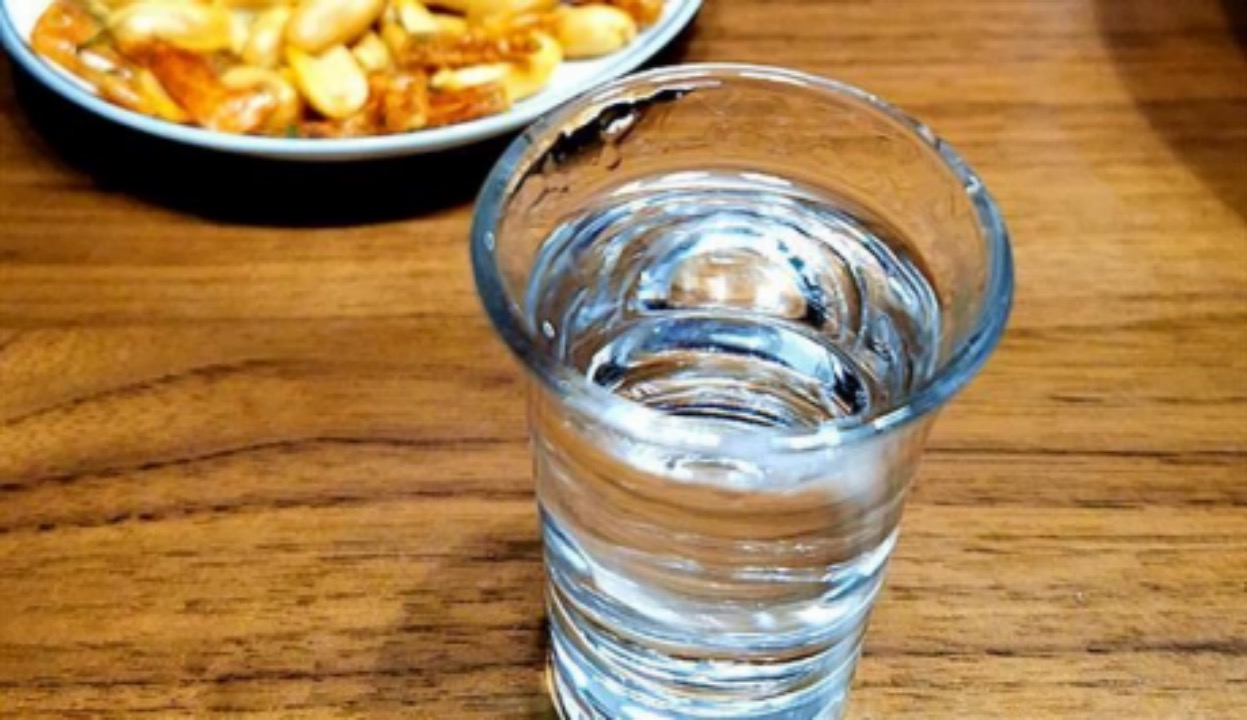 买白酒有哪四个字是勾兑的,哪个牌子白酒不是勾兑酒