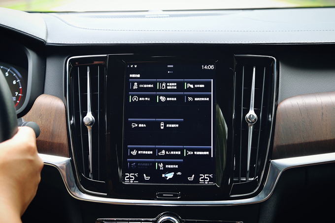 沃尔沃210测评,2017年沃尔沃s90至尊测评