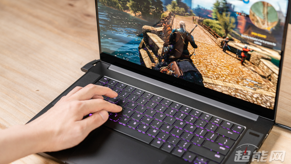 雷蛇灵刃15标准版轻薄笔记本评测,雷蛇灵刃15标准版3060测评