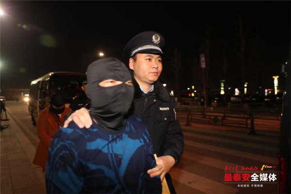 qq被骗400没成功可以抓他吗,qq被人克隆了