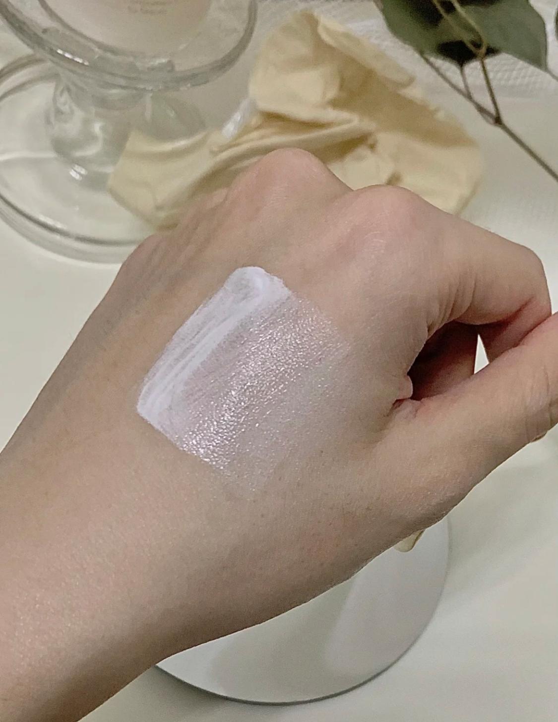 适合脸暗黄的素颜霜不伤肤夏天,不化妆的人用哪款素颜霜好一点