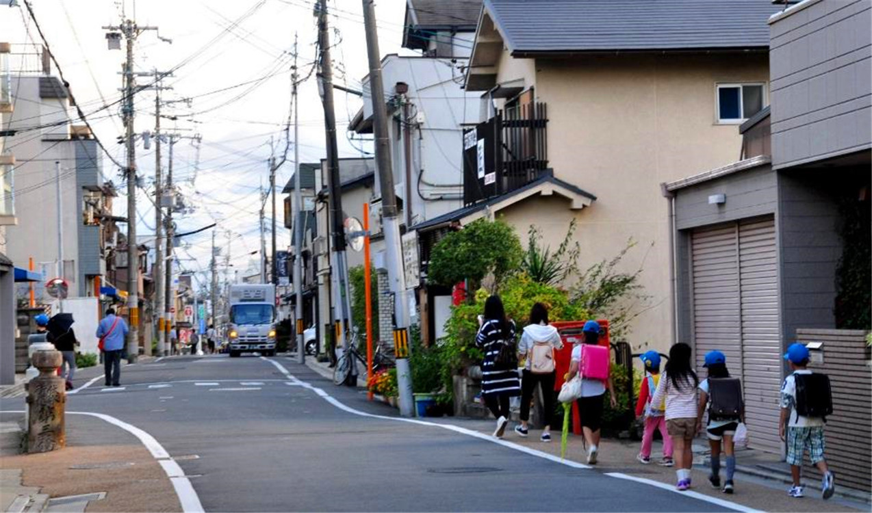 日本禁摩限电吗,禁摩可以接孩子上学吗
