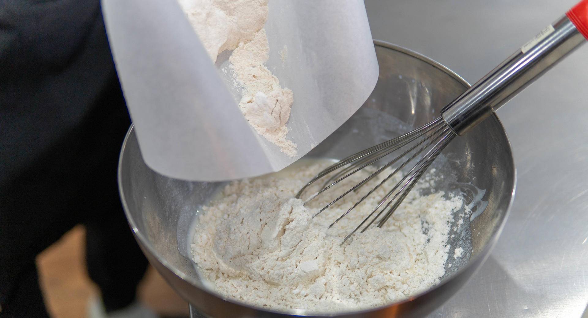 海氏i3烤箱能双层烤吗,海氏烤箱i3和f1哪个好用