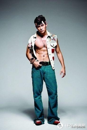 成年后o型腿是什么原因造成的,成人o型腿怎么矫正最有效的方法