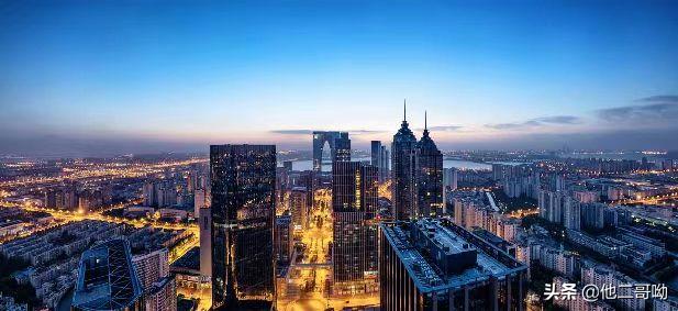 碧桂园别墅和江景大平层哪个好,碧桂园的金辉房子怎么样