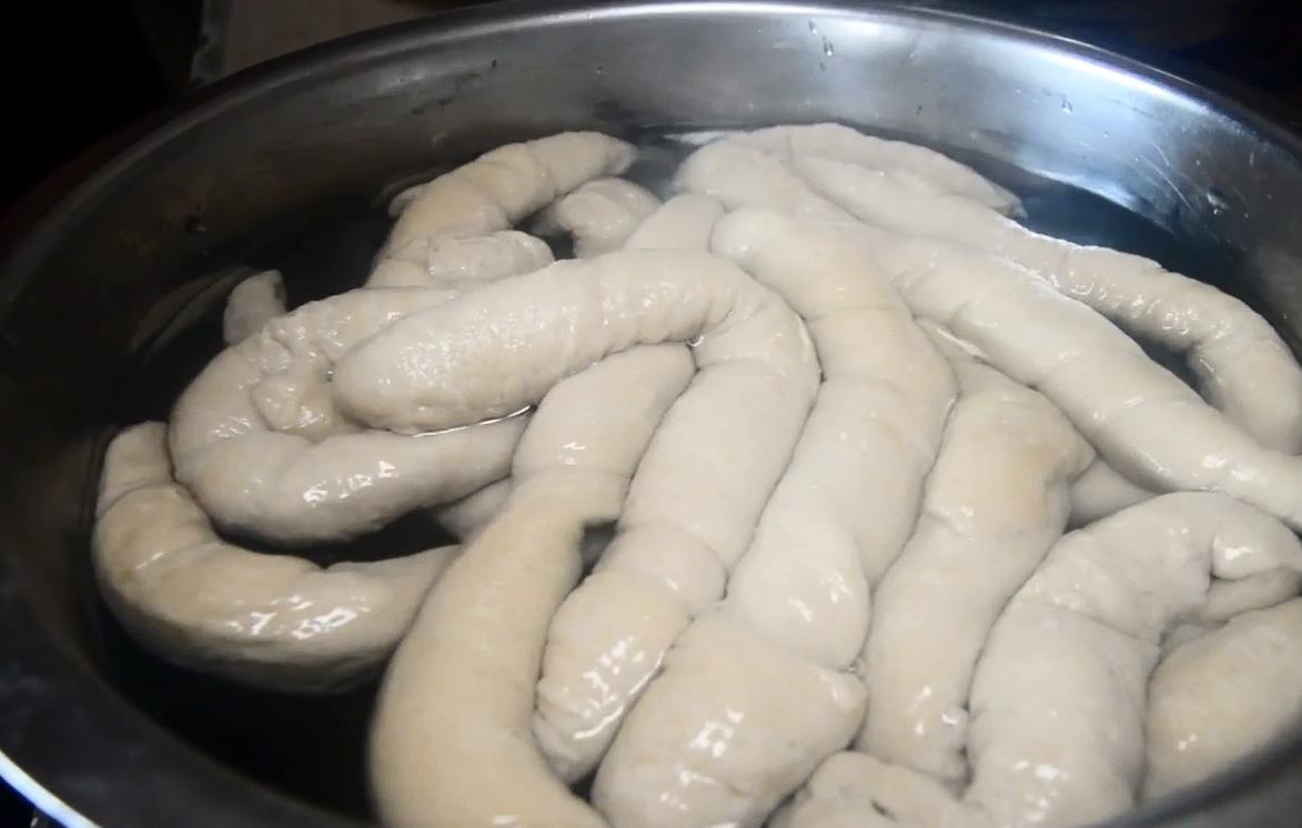 面筋不用烤用锅怎么做,自制面筋正宗做法