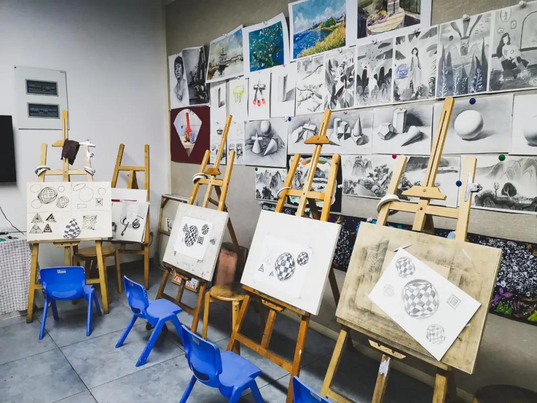 兴趣班美术作品,美术兴趣班怎么选
