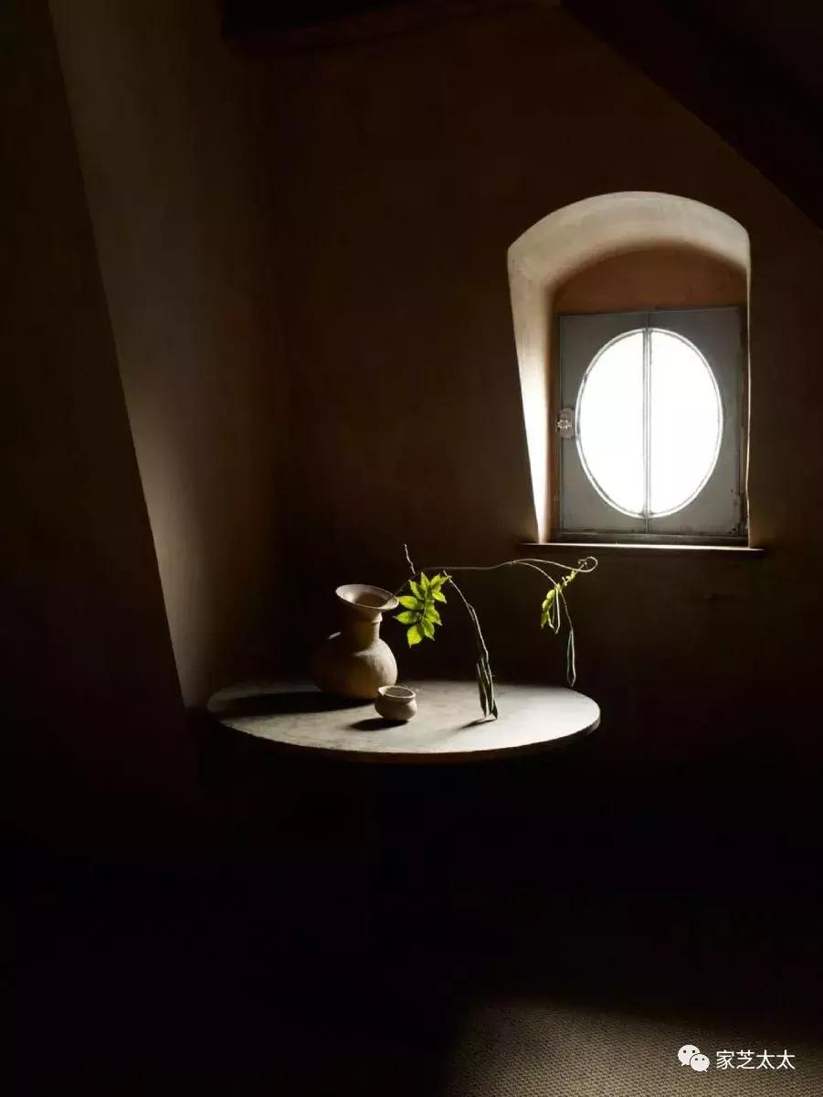 金卡戴珊赤贫风豪宅,卡戴珊的赤贫风豪宅