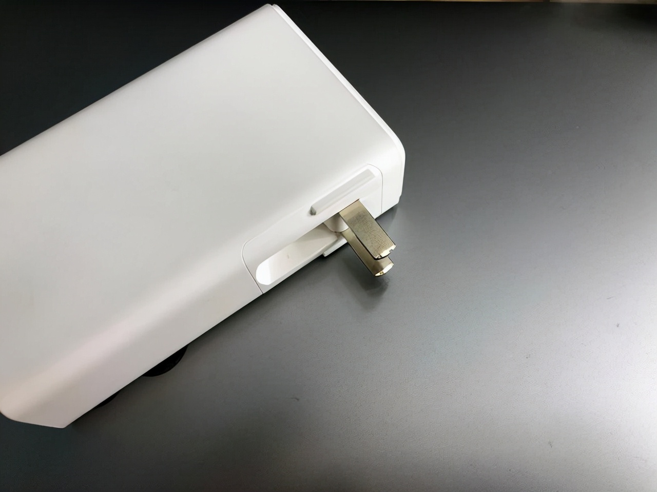 氮化镓充电宝二合一自带线,氮化镓充电器可以充充电宝么