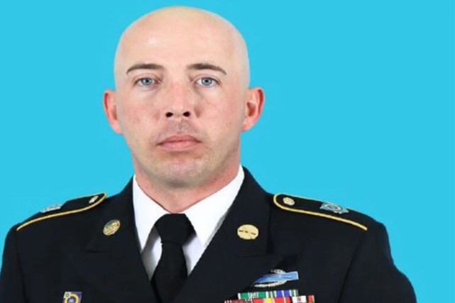 美国一白人军官强奸下属妻子，还侵犯过亲生女儿