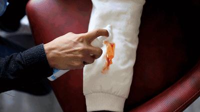 羽绒服发黄没有白醋怎么洗,羽绒服发黄污渍怎么去除