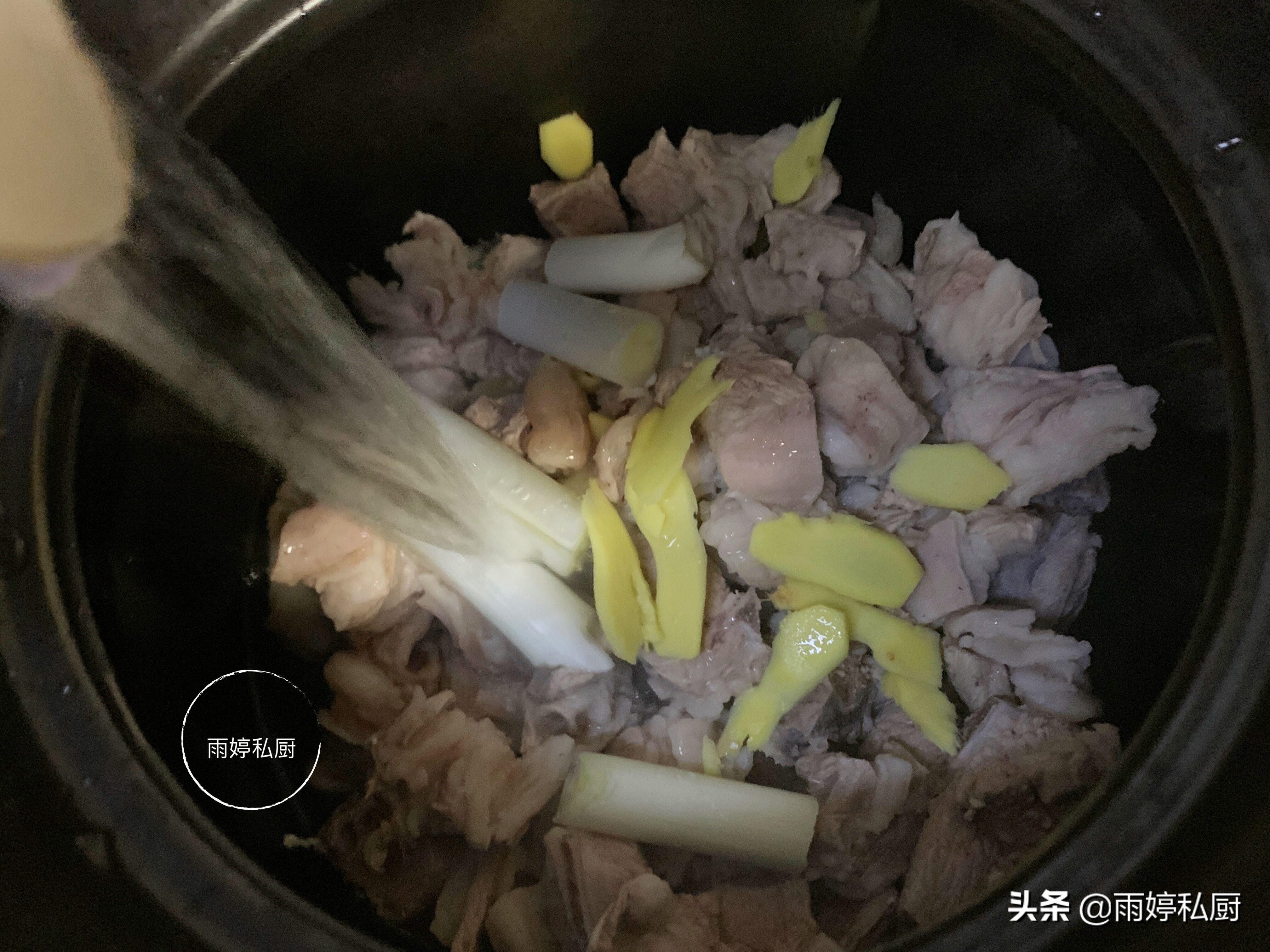 羊肉汤怎么做才好吃又没有膻味呢,在家也能做出暖胃驱寒美味羊肉汤
