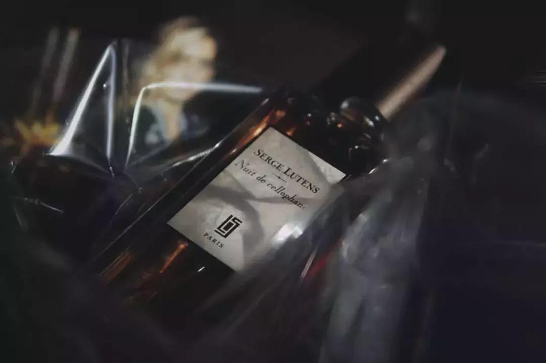 适合秋冬的香水淡香,适合秋冬季节使用的香水