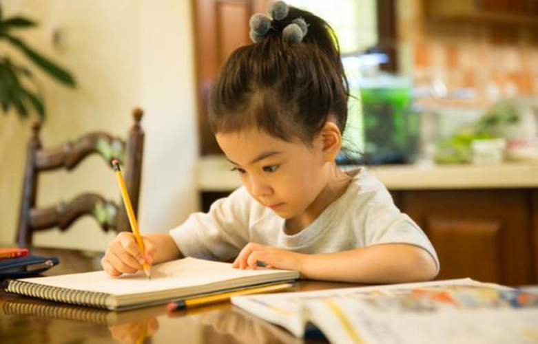 孩子被罚写罗字,孩子写罗字走红