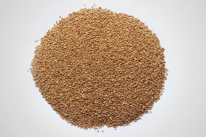 核桃砂除积碳还是燃油宝除积碳,核桃砂清理积碳对车子有什么影响