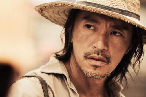 周星驰为医疗队加油是真的吗,周星驰给前线医疗队加油的视频