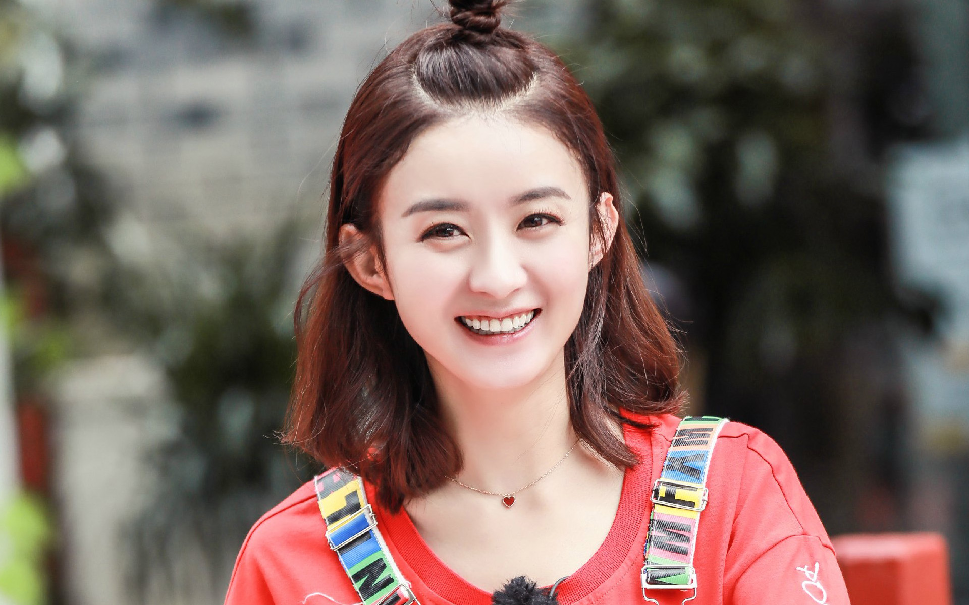 靠自己的努力是人生的一种成长,靠自己的努力才会有精彩的人生