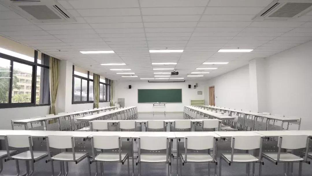 三亚中瑞酒店管理职业学院名列全国职业院校满意度排行榜第二