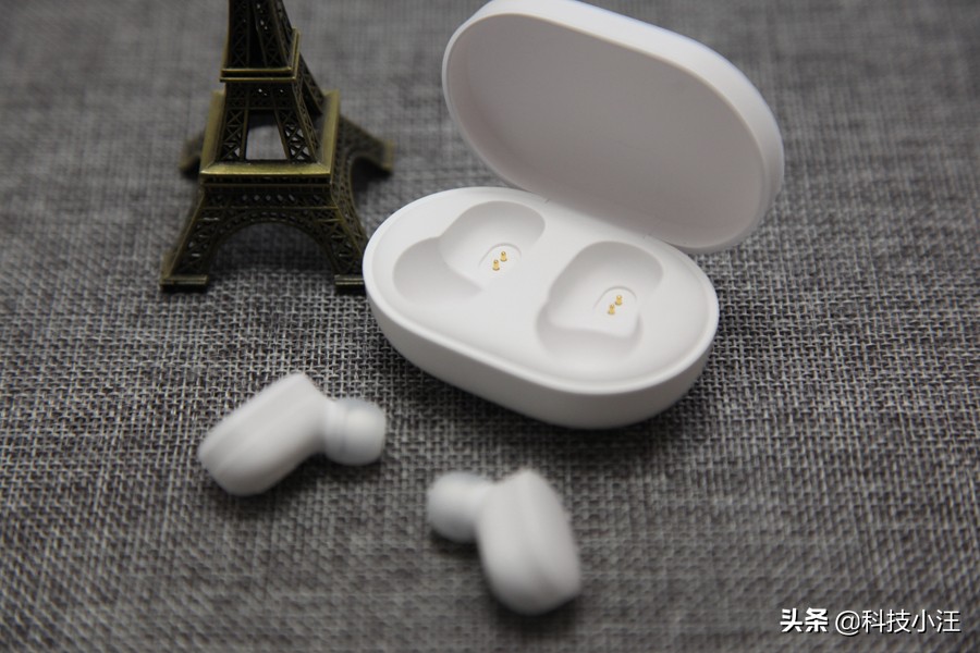 小米降噪耳机3vsairdots3pro,小米蓝牙耳机airdots青春版怎么戴