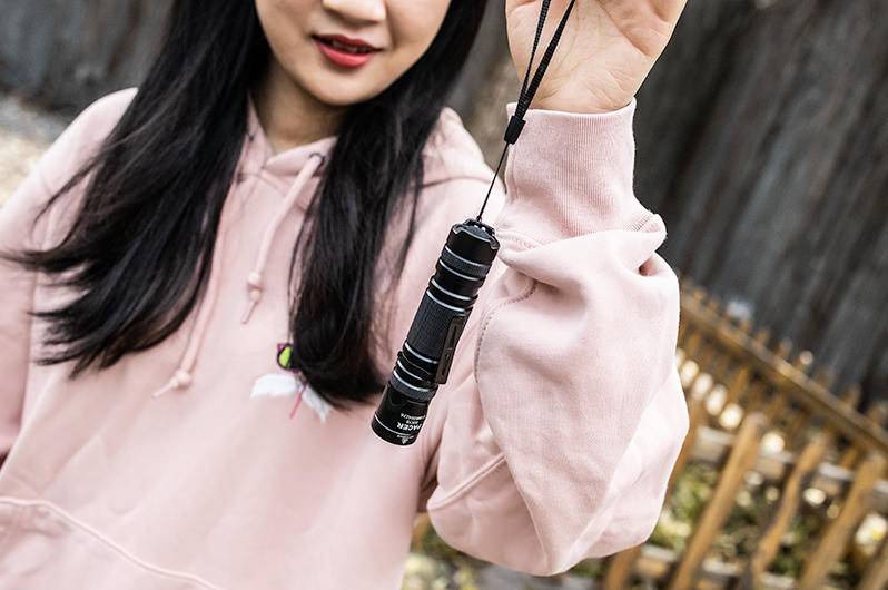 家居必备的实用型小工具，XTAR照明充电礼包体验