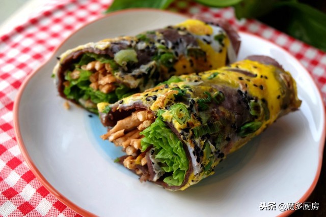 教你煎饼果子的做法,色香味俱全的煎饼果子