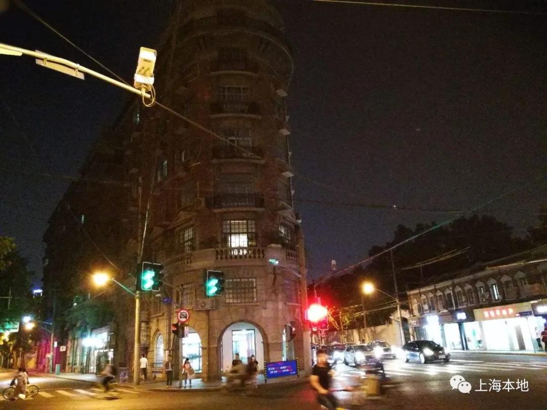 魔都十大必逛街区,上海逛吃夜市