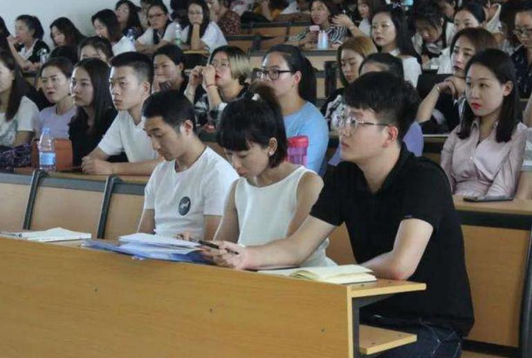 高考470分还没收到录取通知,高考考砸了却收到57分录取通知