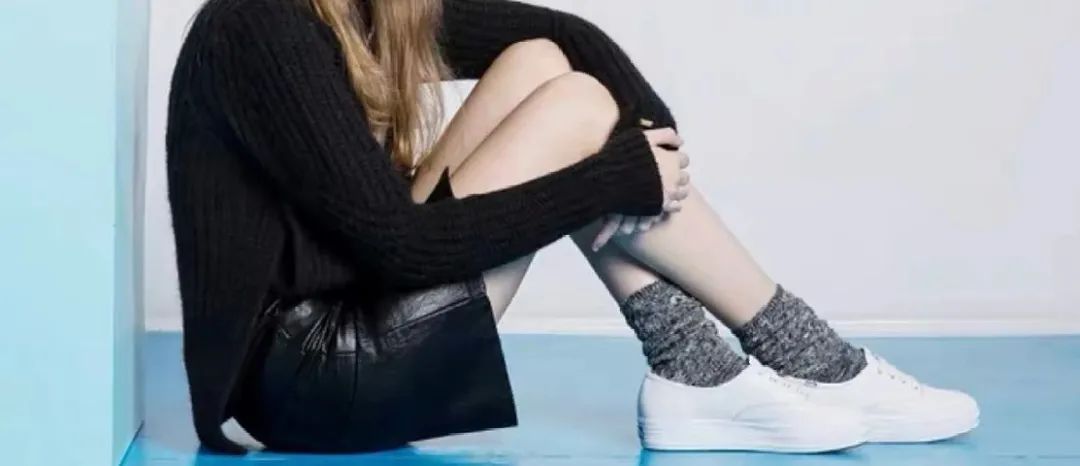 鞋柜留什么鞋子好看又实用,夏天的家薄鞋柜