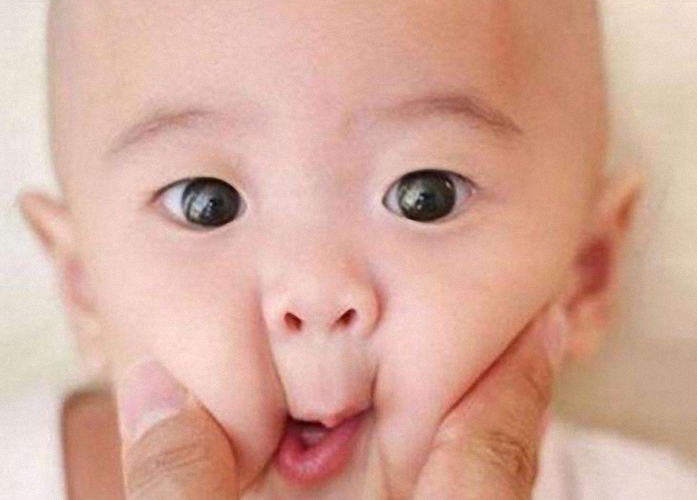 婴儿五官大有什么说法,婴儿什么样鼻孔将来会是高鼻梁