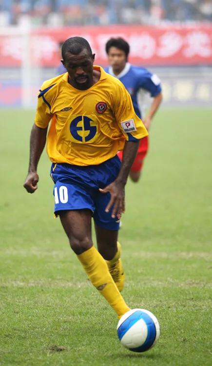 周四竞彩三场总进球预测,周四竞彩低赔二串推荐