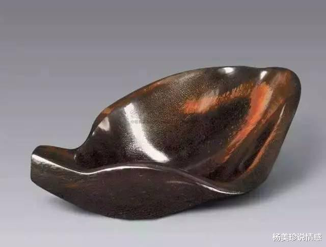 残忍!这9种带血文玩太血腥!碰了小心坐牢