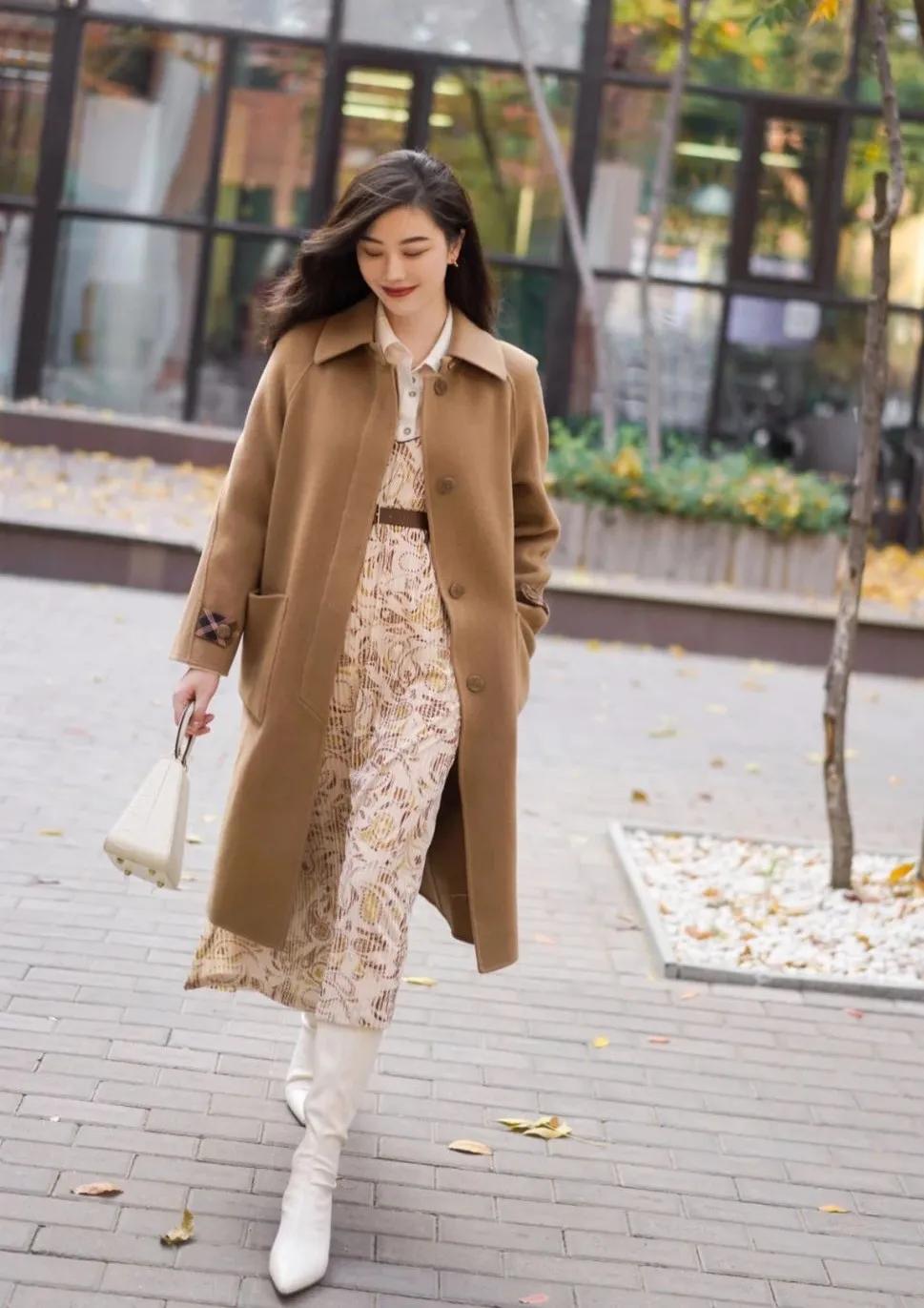 大冬天别露脚踝今年流行怎么穿,秋冬不要再露脚踝了