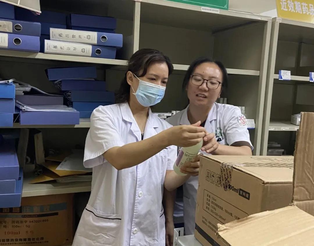 「*党**代表风采」邓莉芳:25年坚守初心用行动守护60万雨湖人民