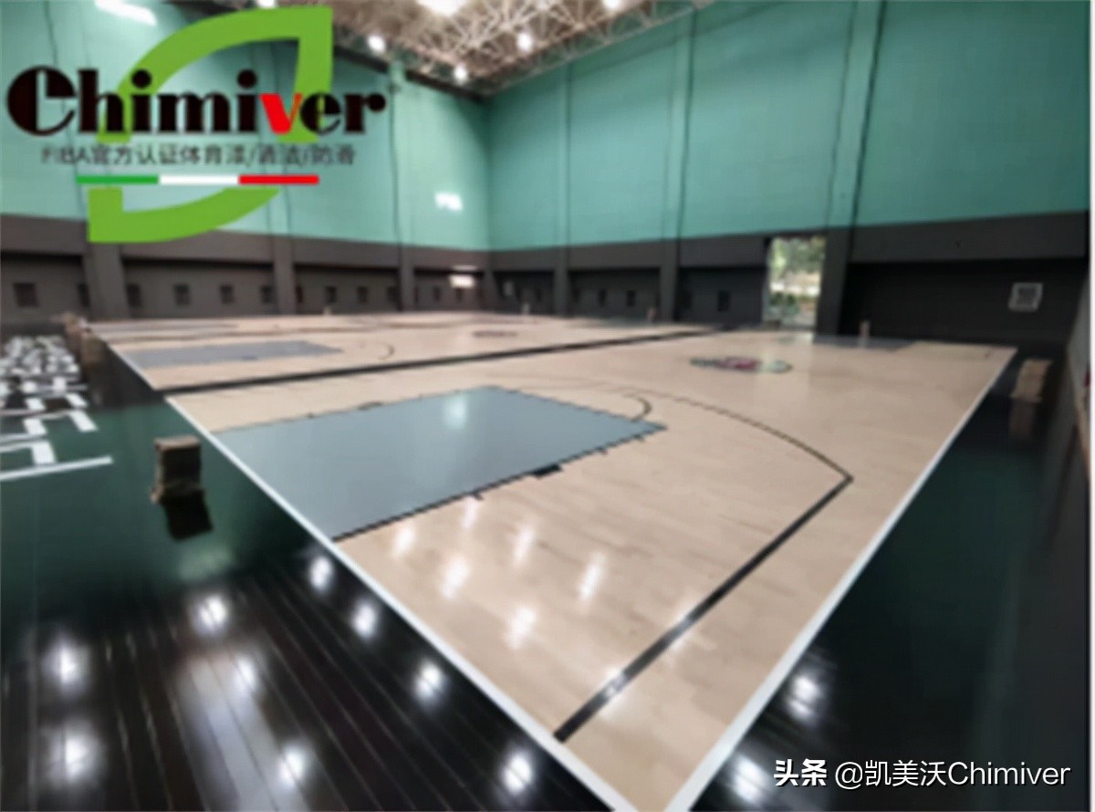 运动木地板彩漆,运动木地板漆施工视频