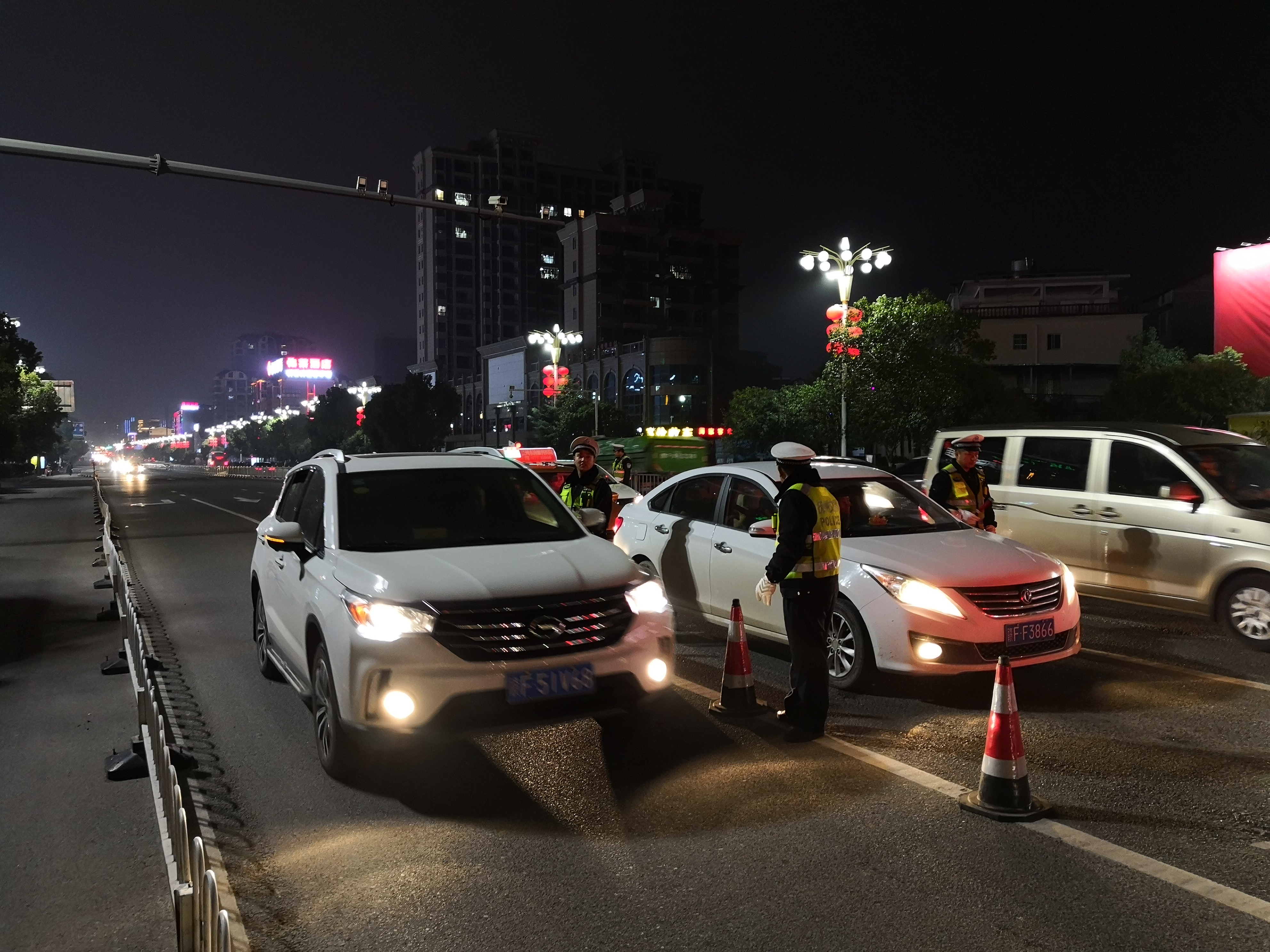 百日安全行动统一夜查,百日安全行动酒驾夜查