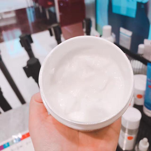 滋润面霜推荐,skii面霜滋润和清爽的哪个好用